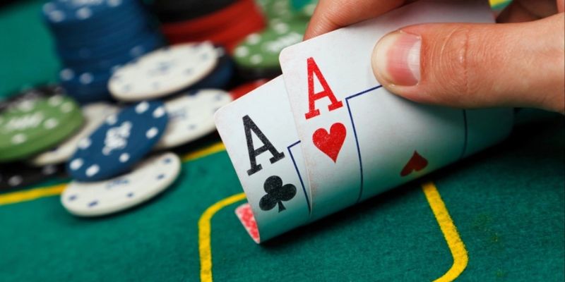 Mẹo Chơi Poker - Tổng Hợp Bí Kíp Vàng Cần Bỏ Túi Để Thắng Lớn Mẹo chơi Poker - Thời điểm thích hợp để bỏ